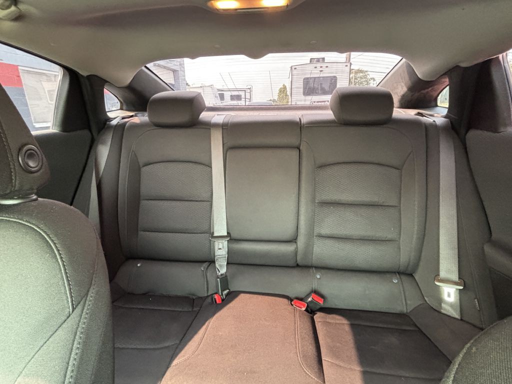 2021 Chevrolet Malibu Image 6