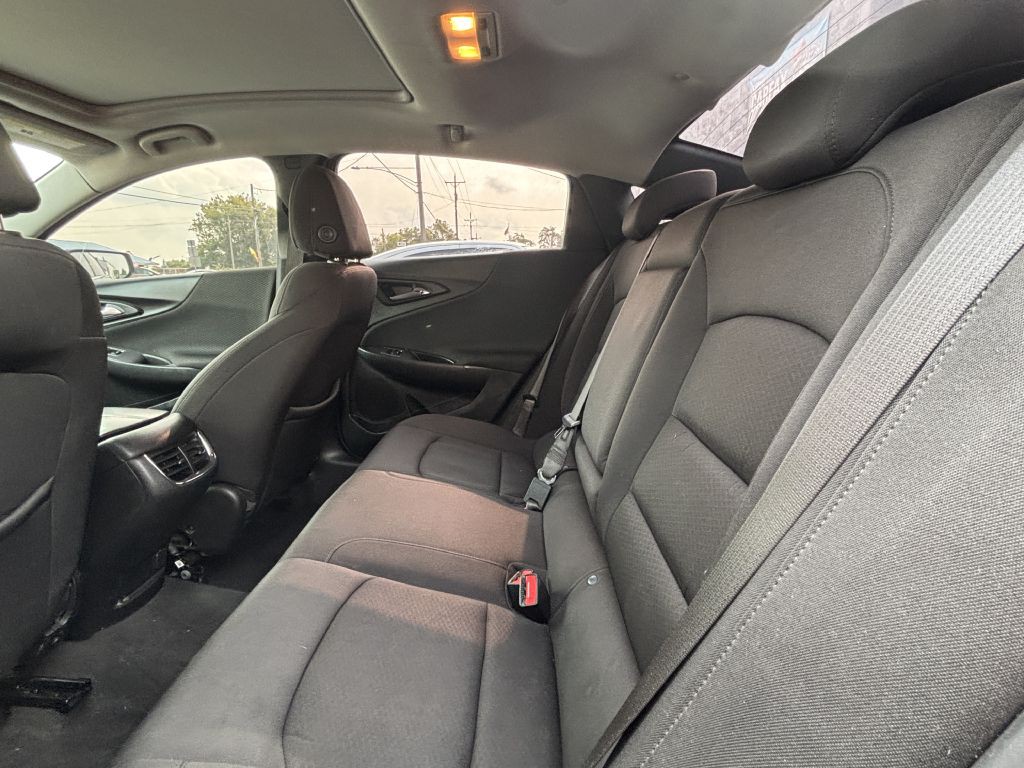2021 Chevrolet Malibu Image 9
