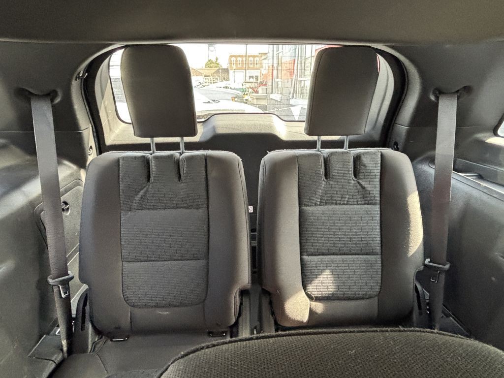 2015 Ford Explorer Image 8