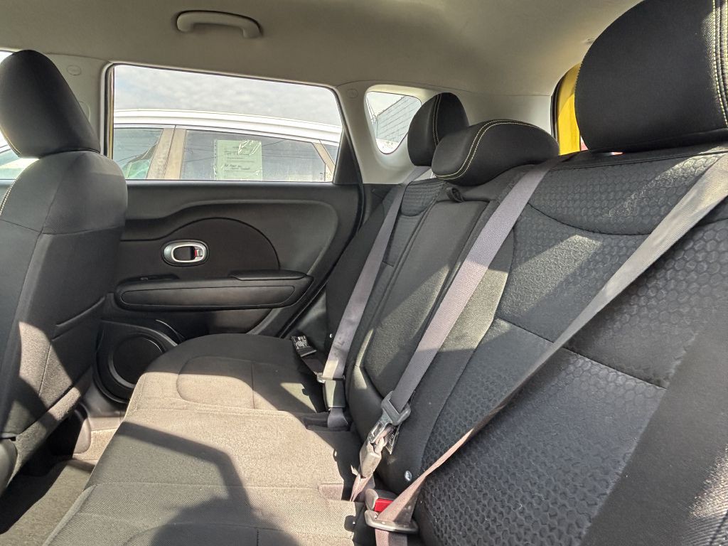 2016 Kia Soul Image 8