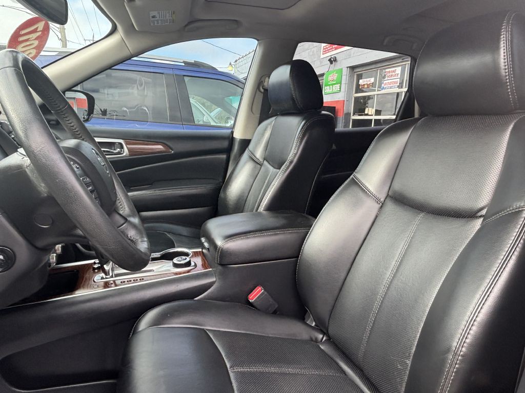 2017 Nissan Pathfinder Image 5