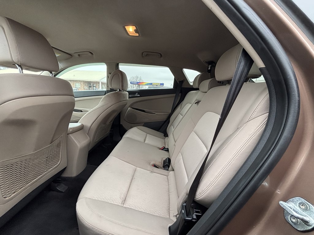 2017 Hyundai Tucson Image 7