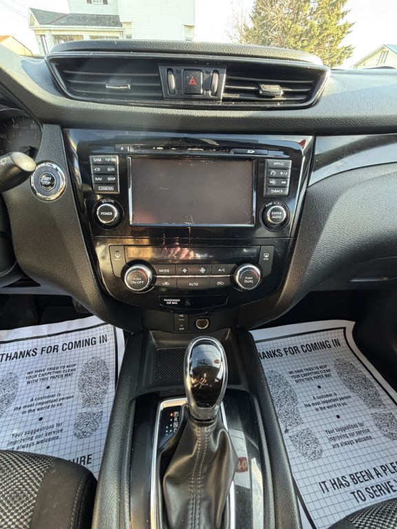 2018 Nissan Rogue Image 7