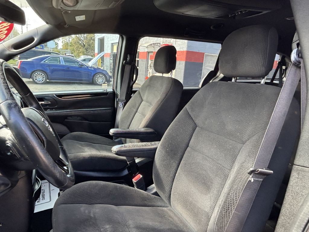 2018 Dodge Grand Caravan Image 3