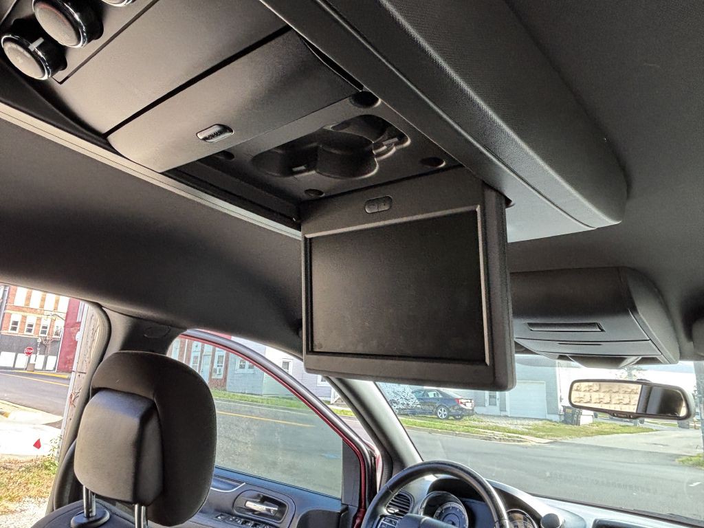 2018 Dodge Grand Caravan Image 9