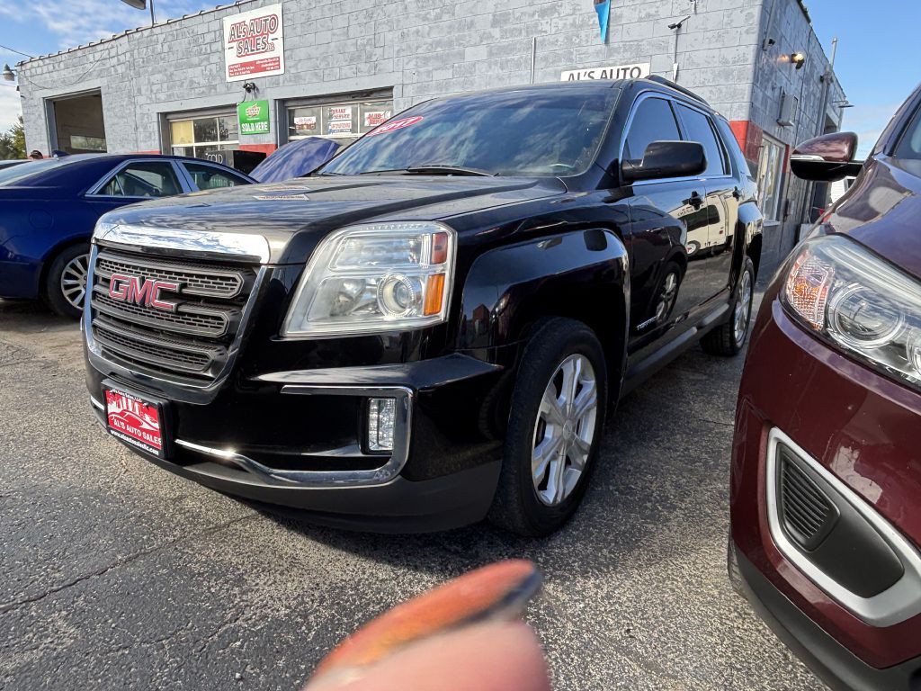2017 GMC Terrain Image 2