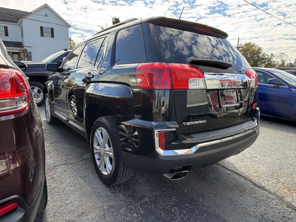 2017 GMC Terrain Image 4