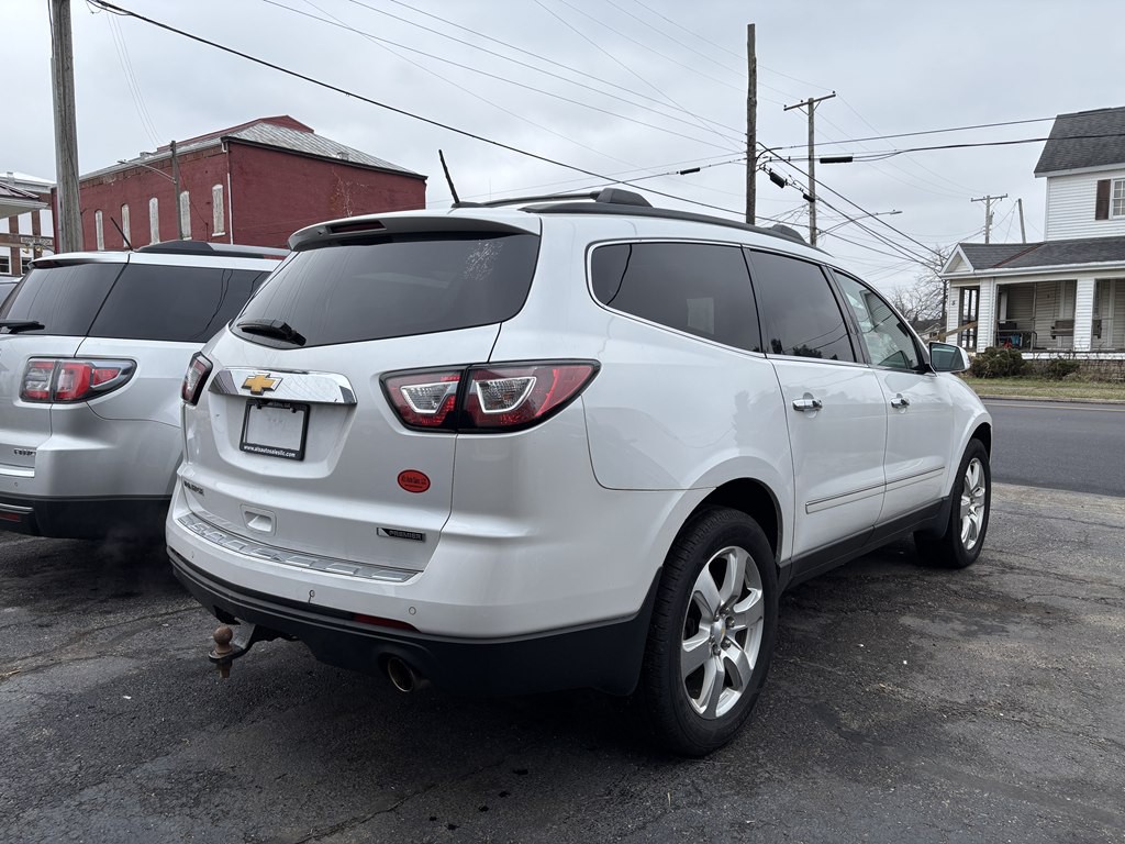 2017 Chevrolet Traverse Image 3