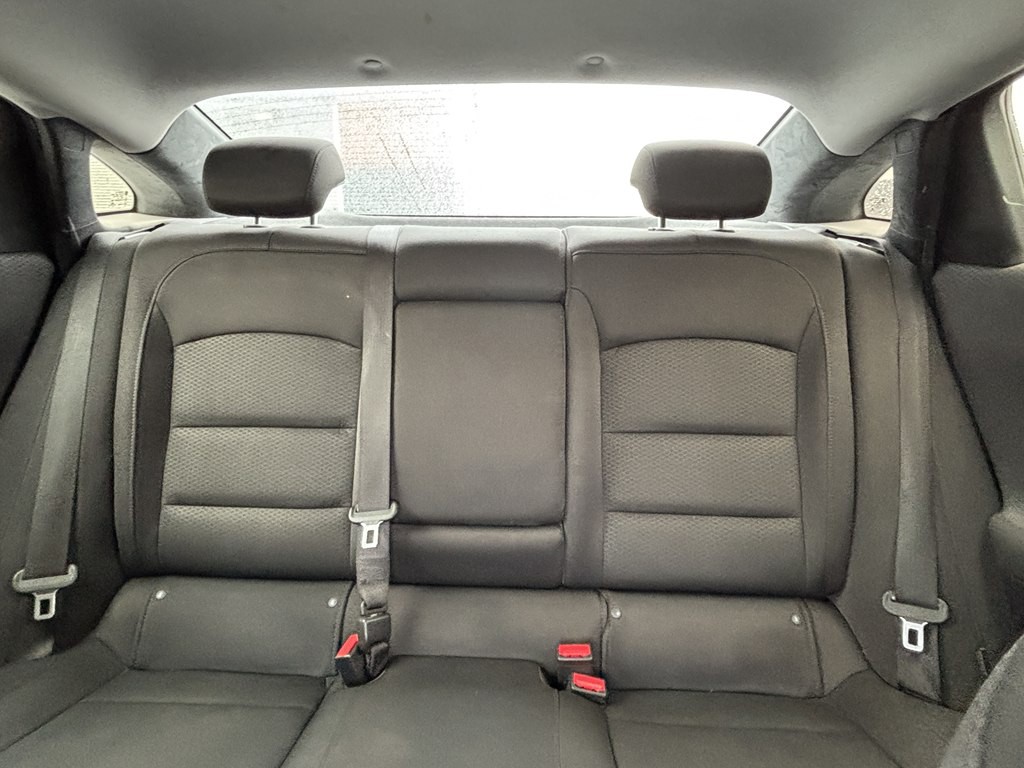 2016 Chevrolet Malibu Image 5