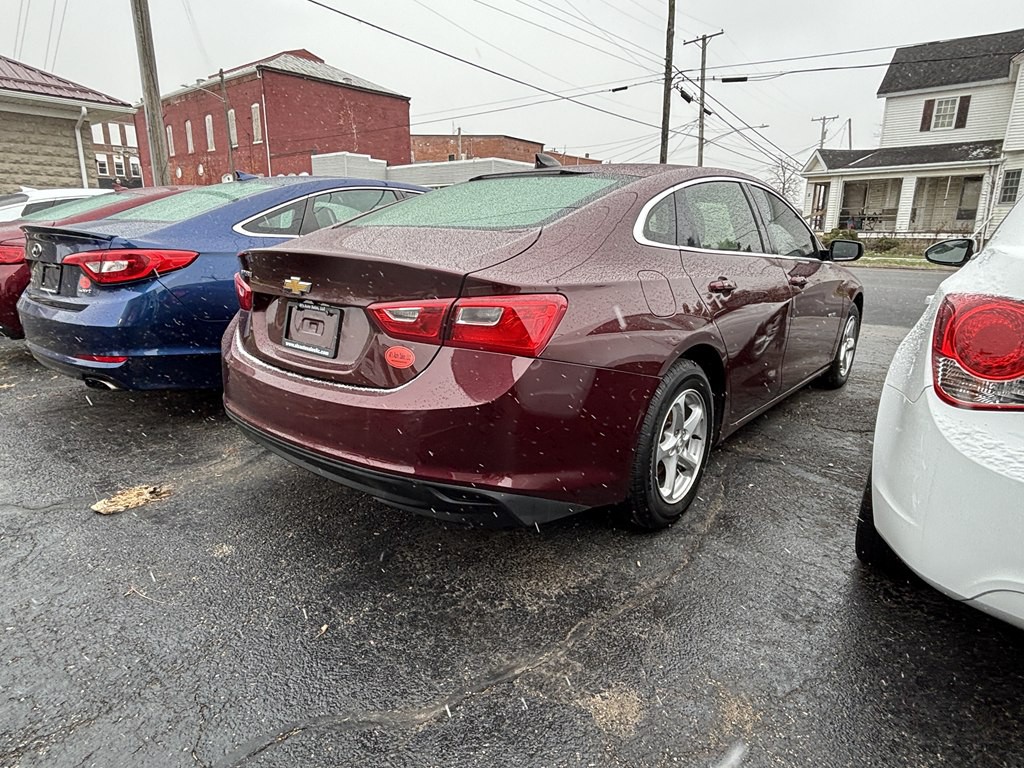 2016 Chevrolet Malibu Image 7