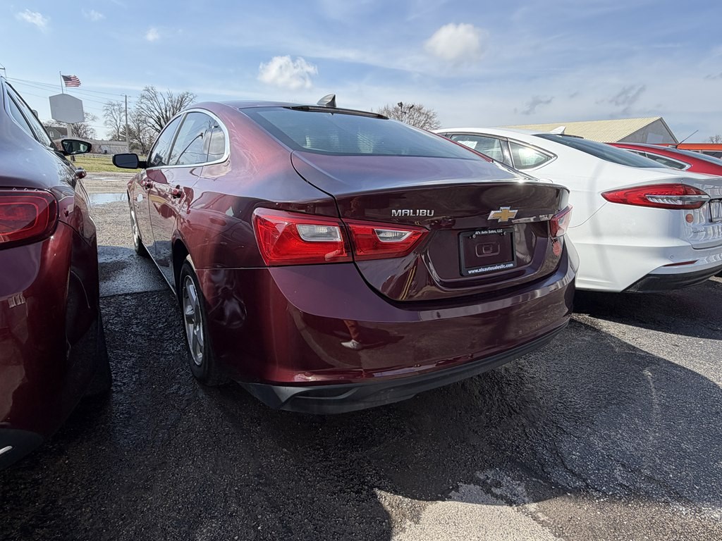 2016 Chevrolet Malibu Image 8