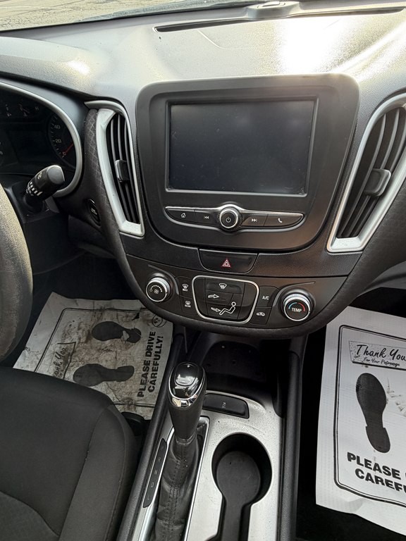 2016 Chevrolet Malibu Image 10