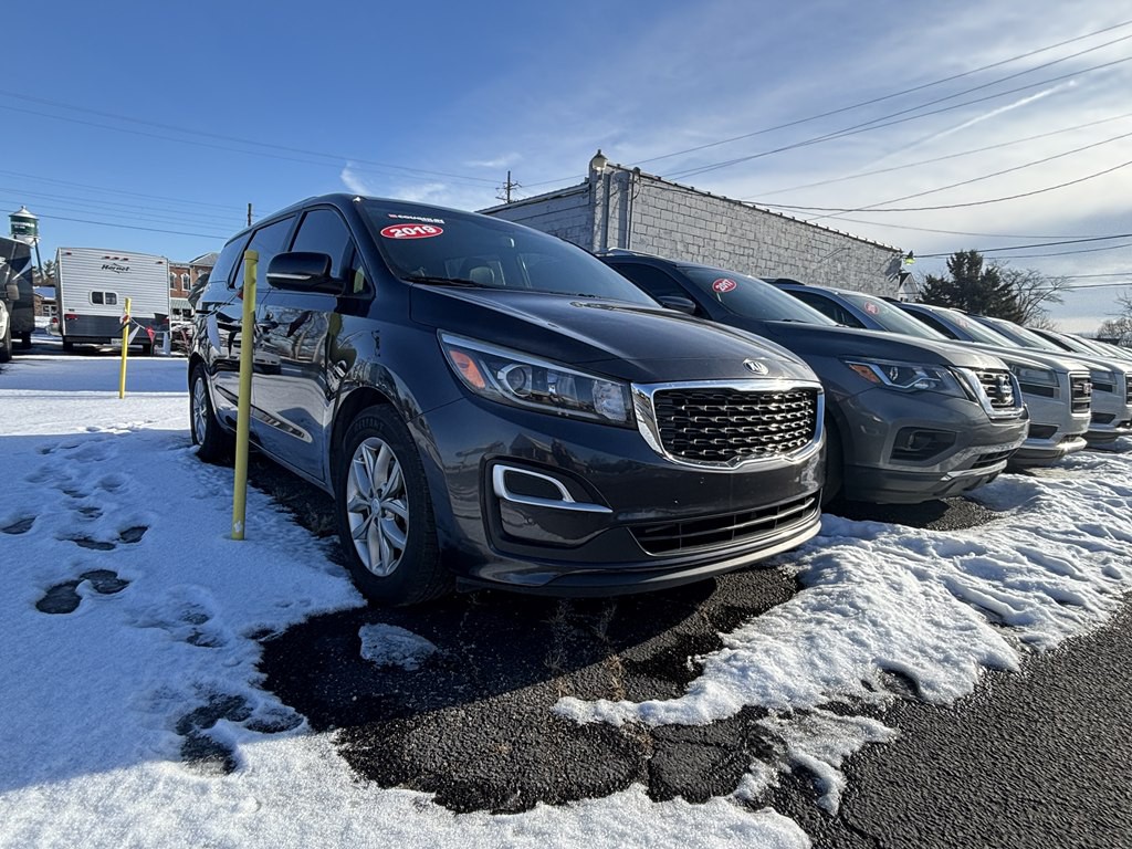 2019 Kia Sedona Image 2