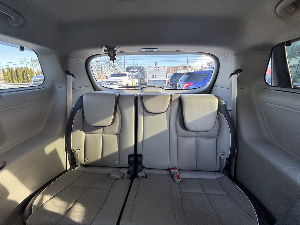 2019 Kia Sedona Image 9