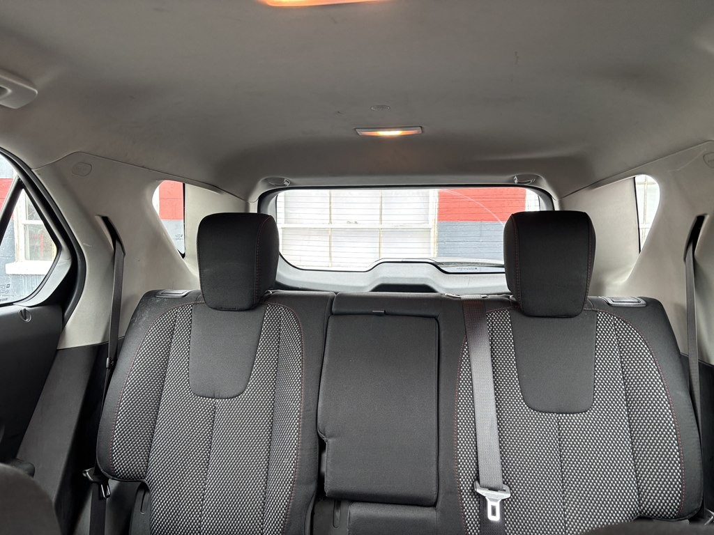 2017 Chevrolet Equinox Image 6