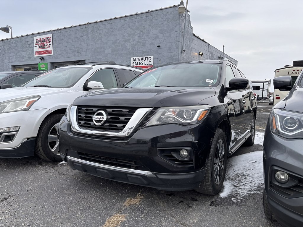 2018 Nissan Pathfinder Image 1