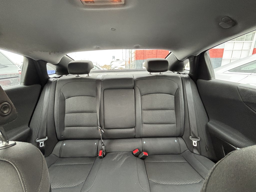 2016 Chevrolet Malibu Image 6