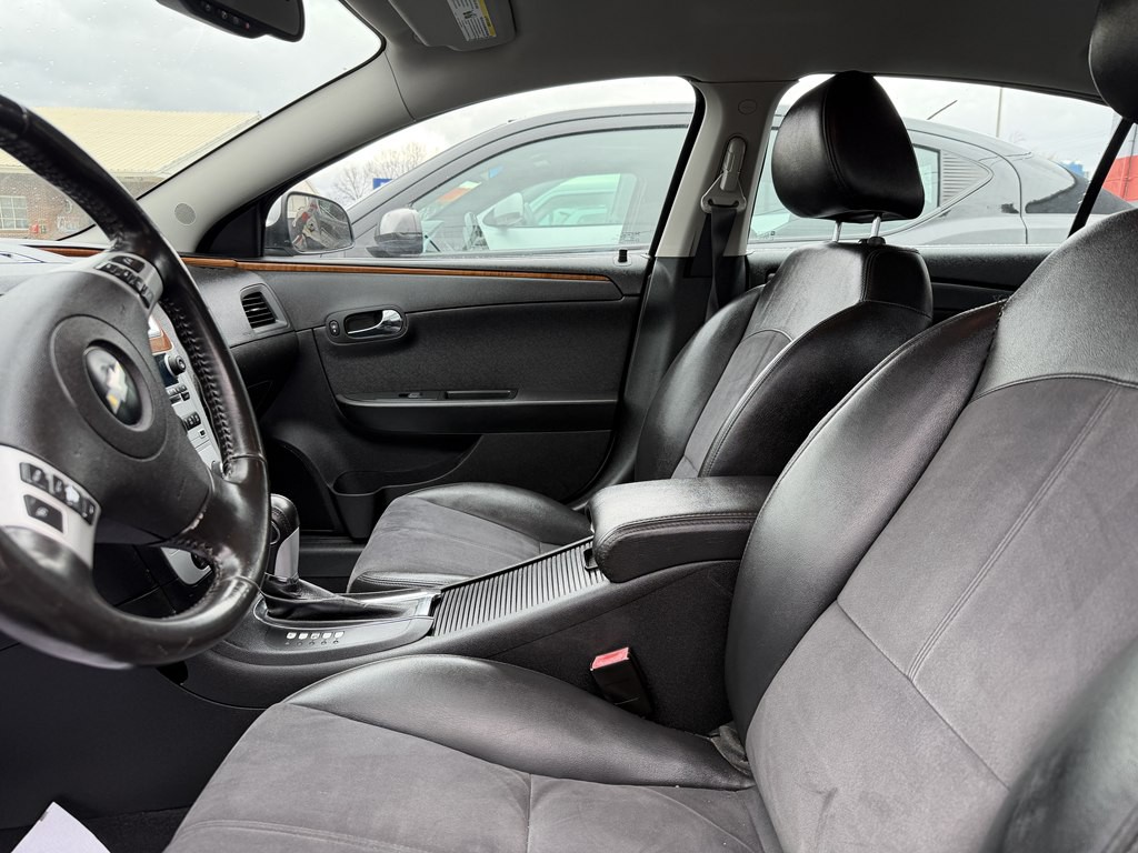 2012 Chevrolet Malibu Image 5