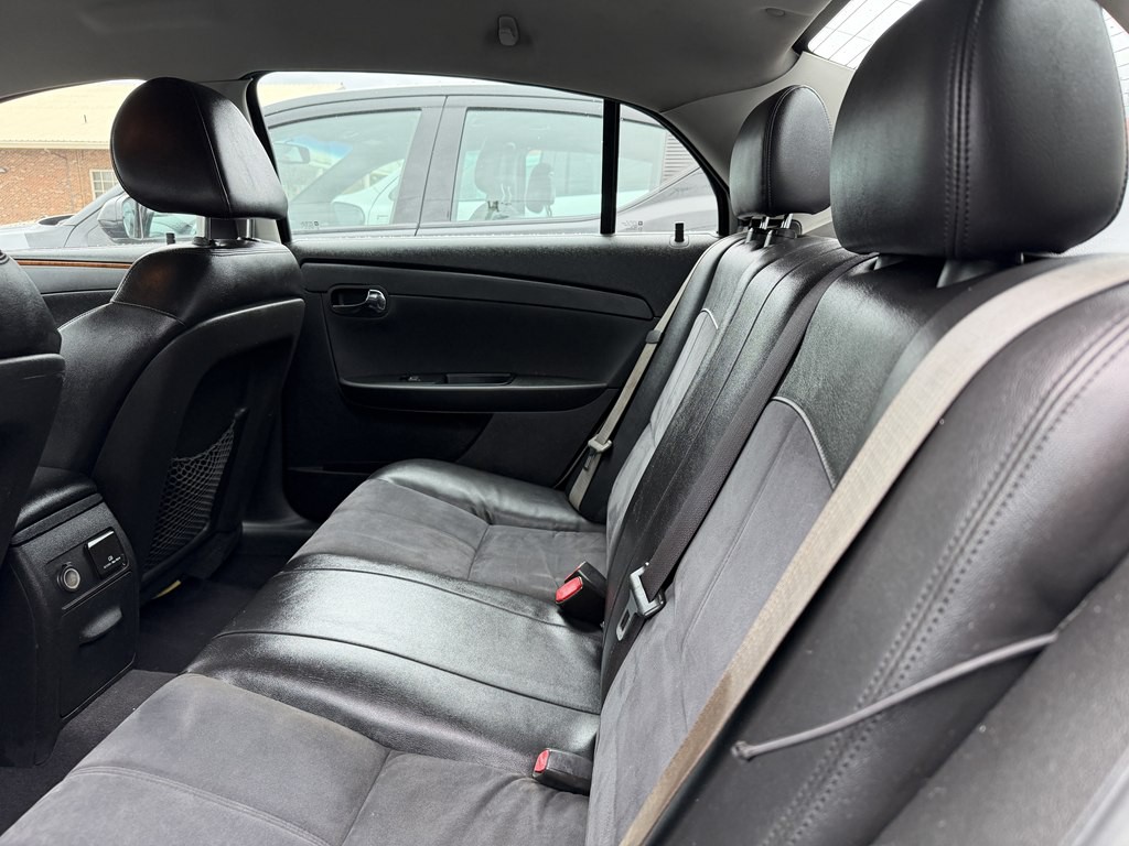 2012 Chevrolet Malibu Image 8