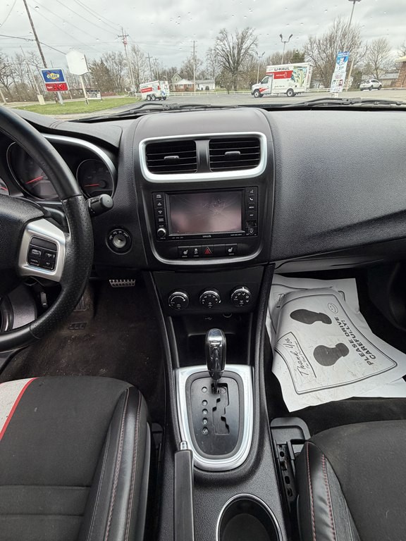 2012 Dodge Avenger Image 7