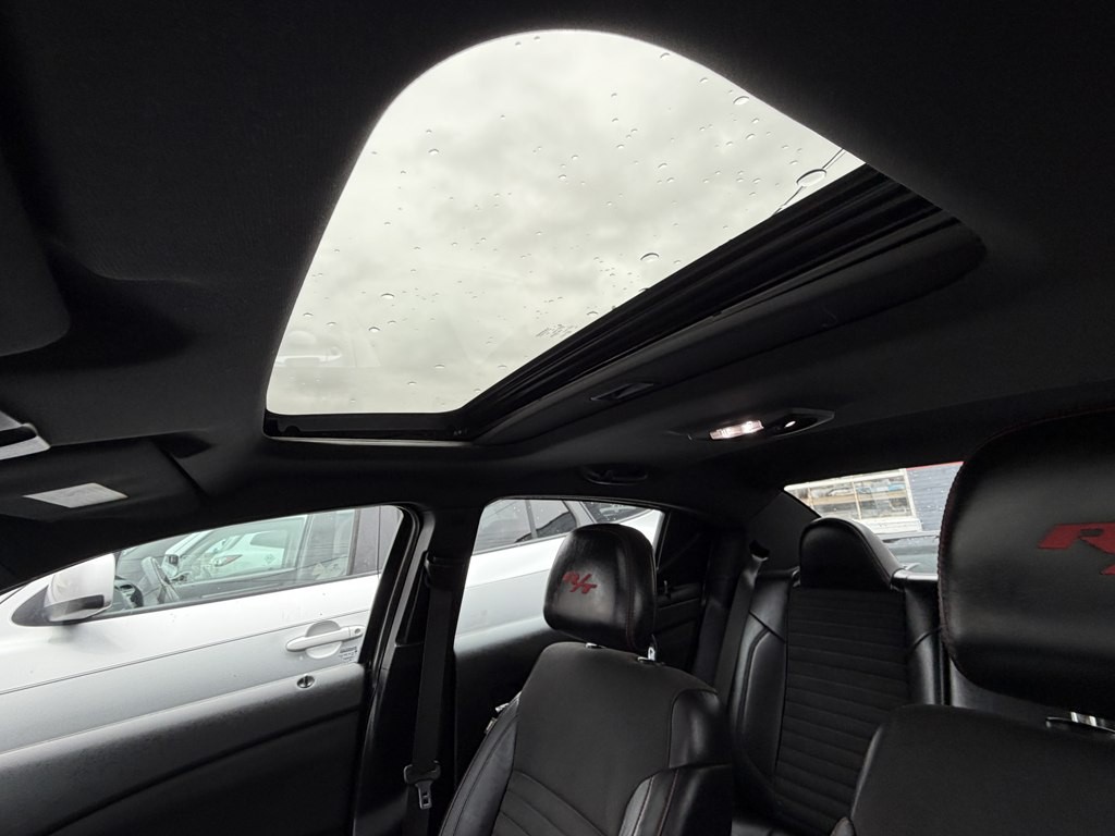 2012 Dodge Avenger Image 8