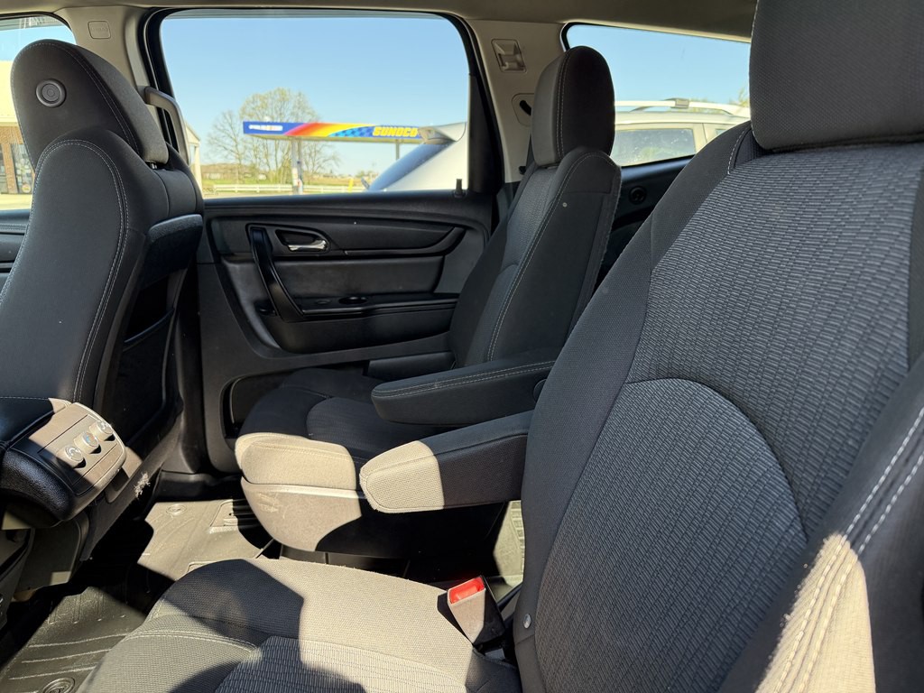 2016 Chevrolet Traverse Image 8