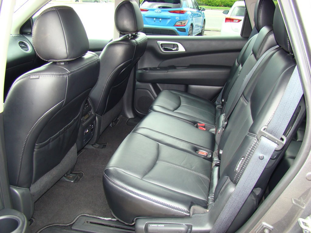 2020 Nissan Pathfinder Image 9
