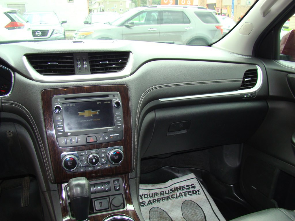 2017 Chevrolet Traverse Image 11