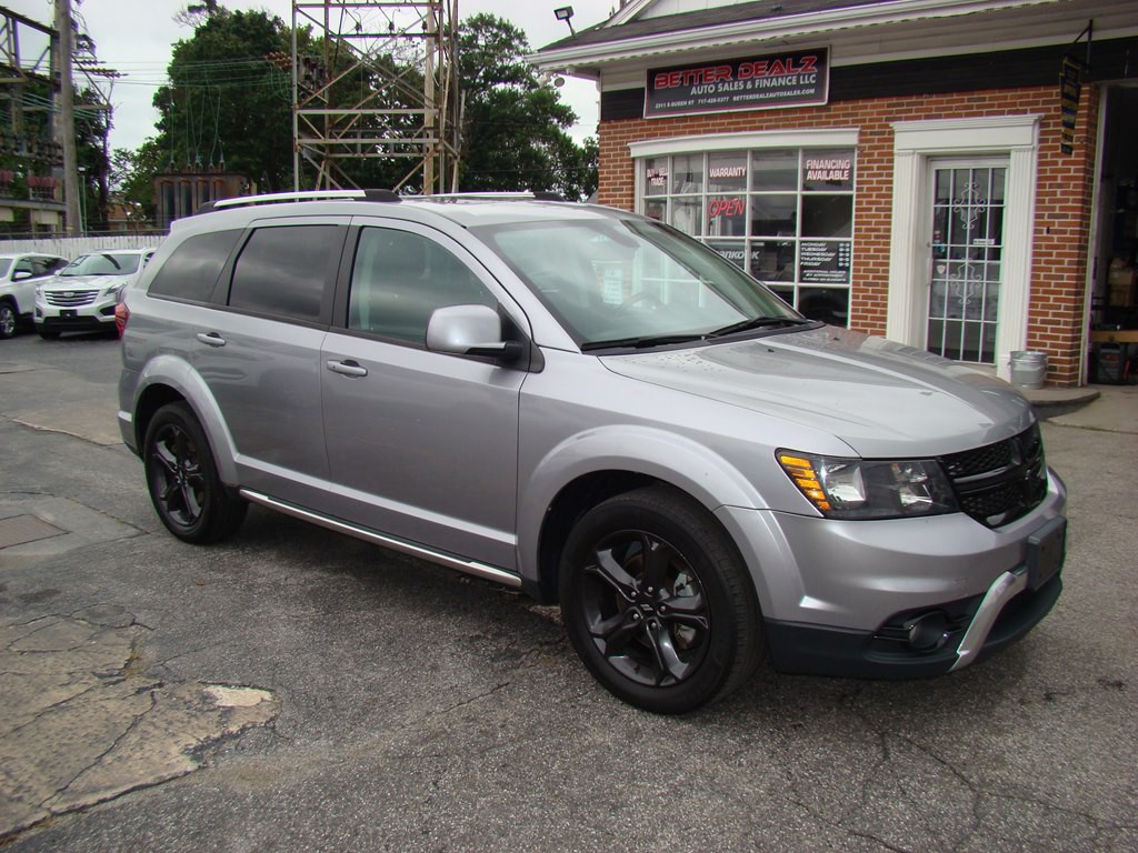 2020 Dodge Journey Image 2