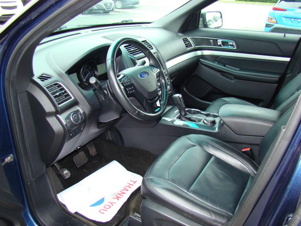 2016 Ford Explorer Image 7