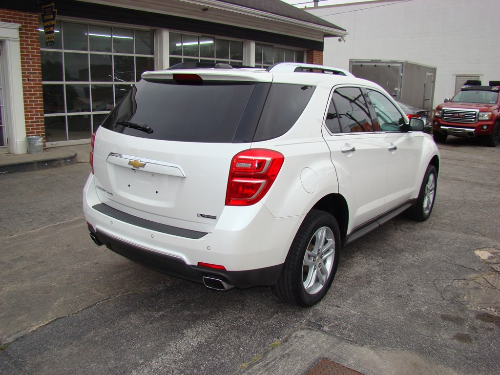 2017 Chevrolet Equinox Image 3