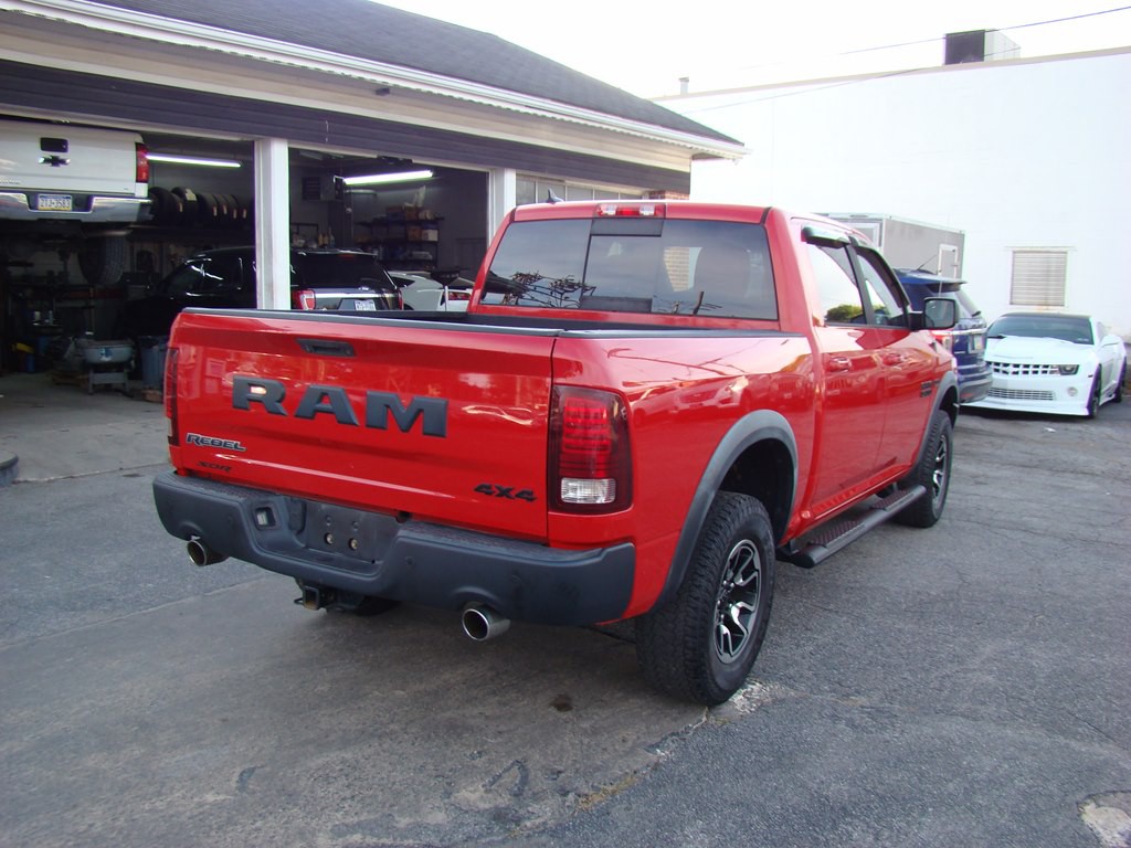 2016 RAM 1500 Image 3