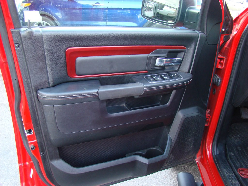 2016 RAM 1500 Image 8