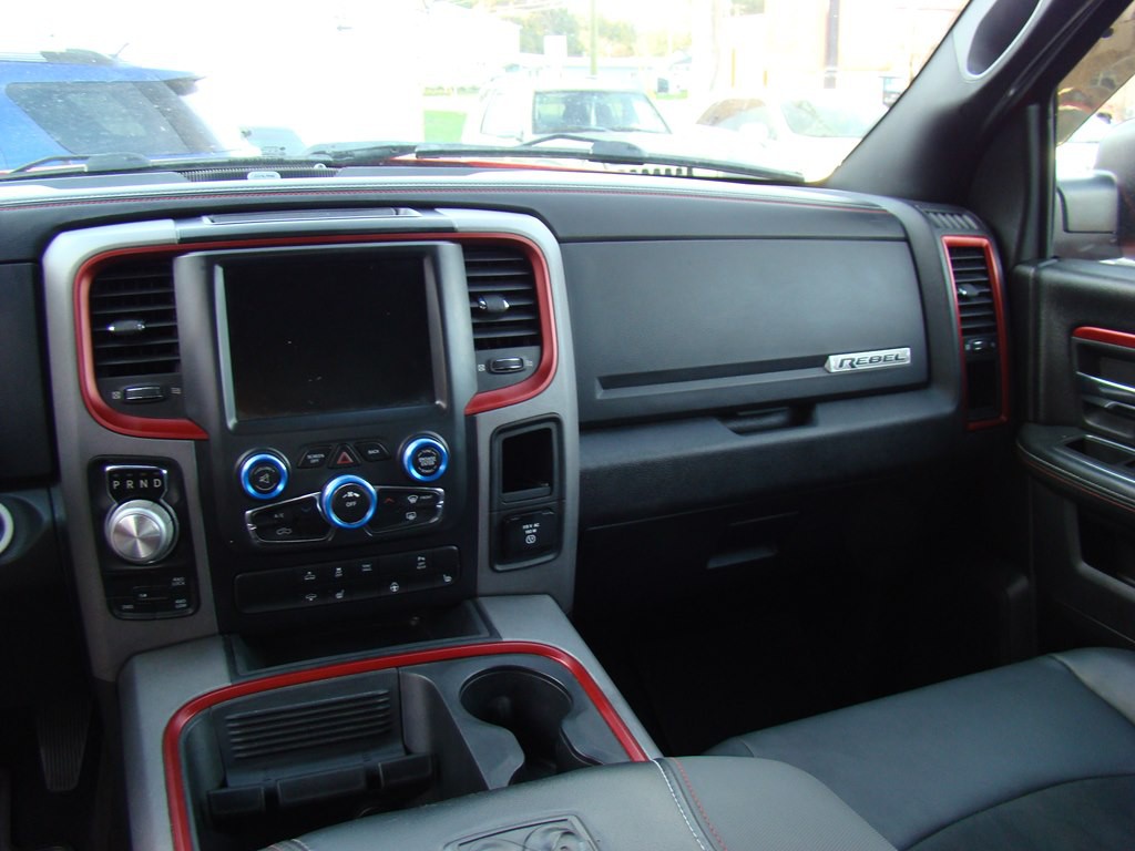 2016 RAM 1500 Image 10