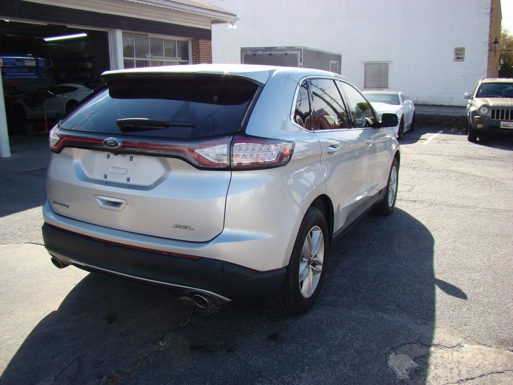 2018 Ford Edge Image 3