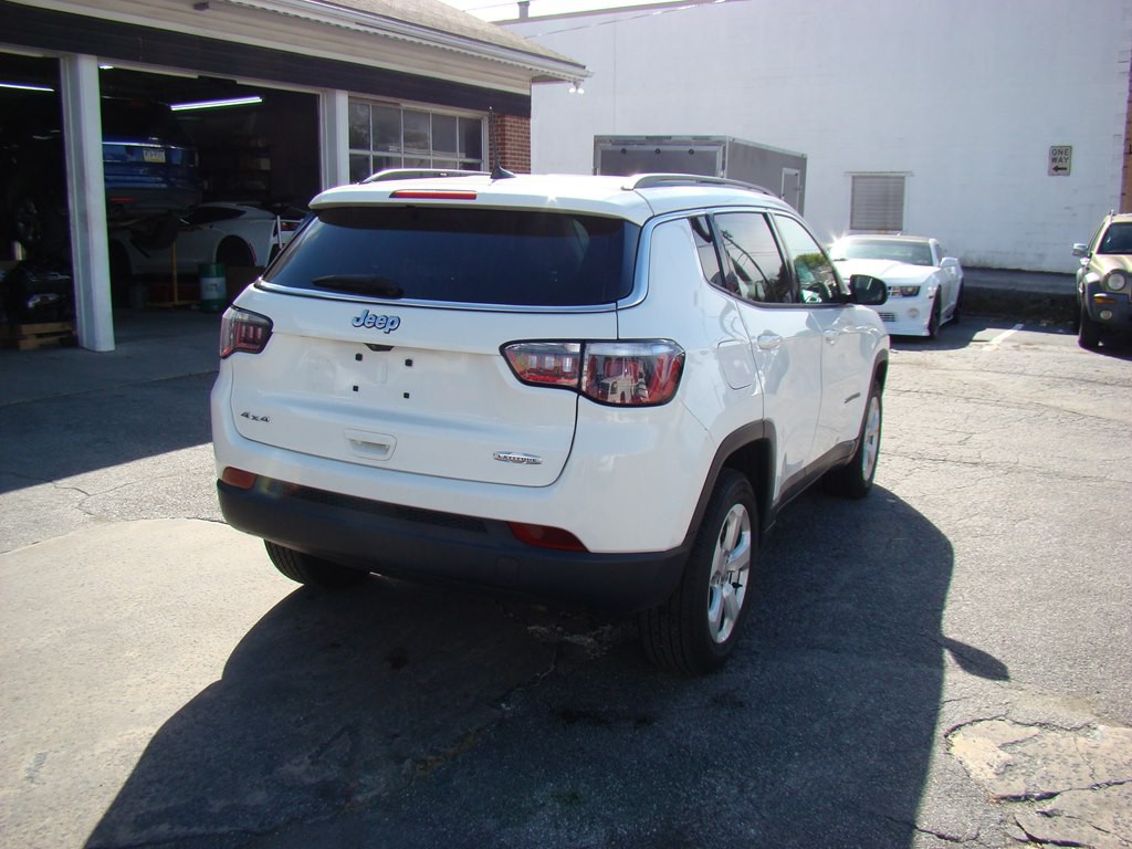 2020 Jeep Compass Image 3