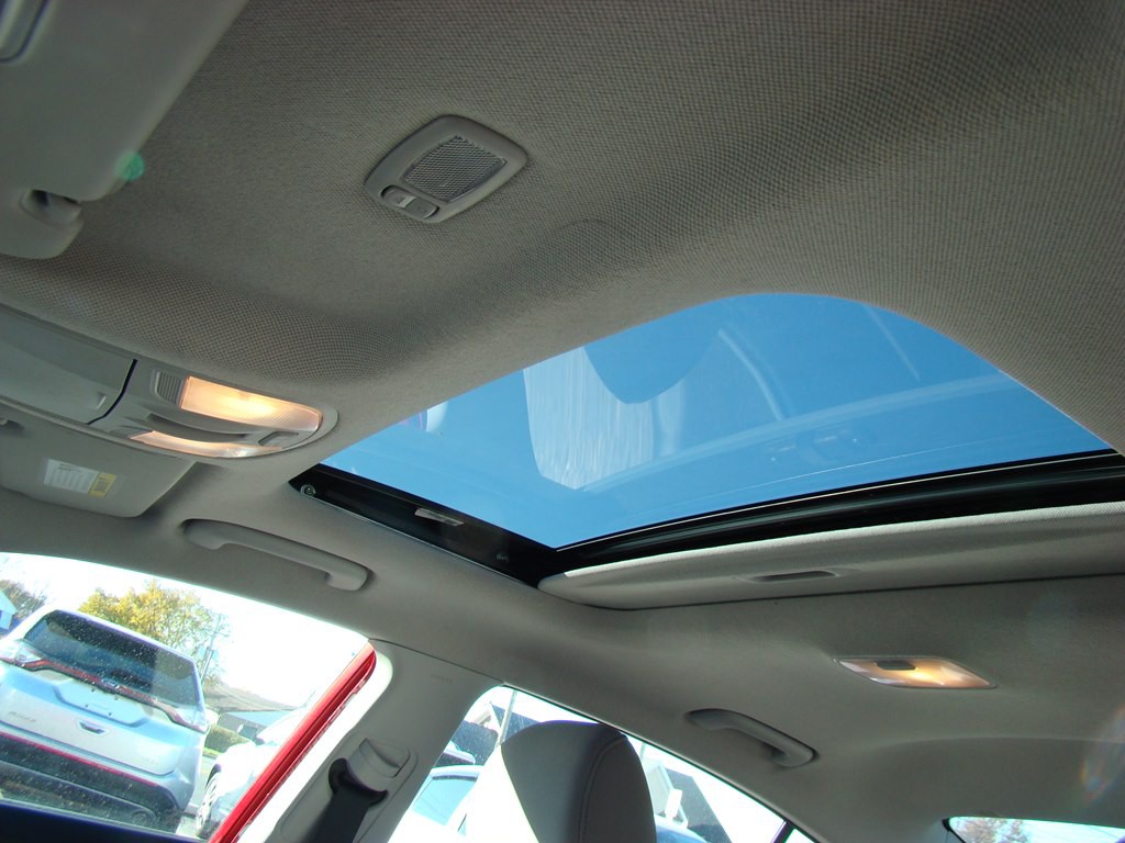 2020 Hyundai Elantra Image 12