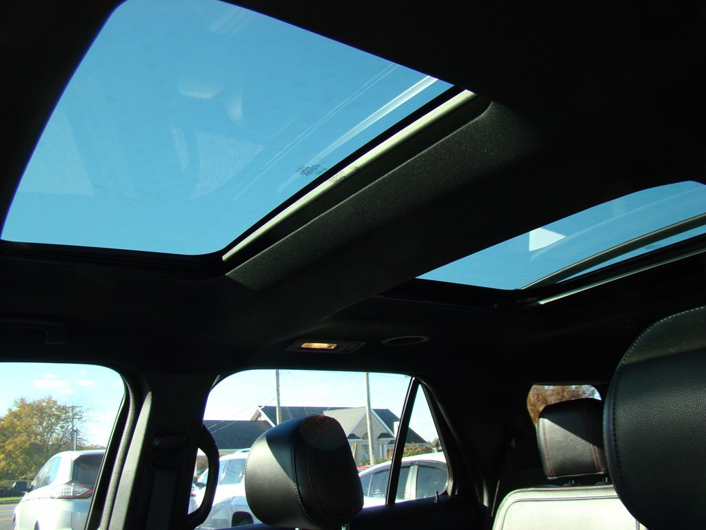 2017 Ford Explorer Image 13