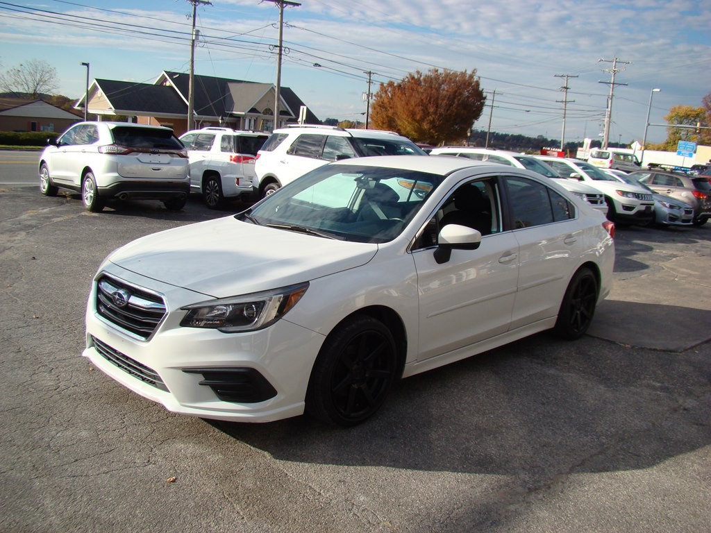 2018 Subaru Legacy Image 5