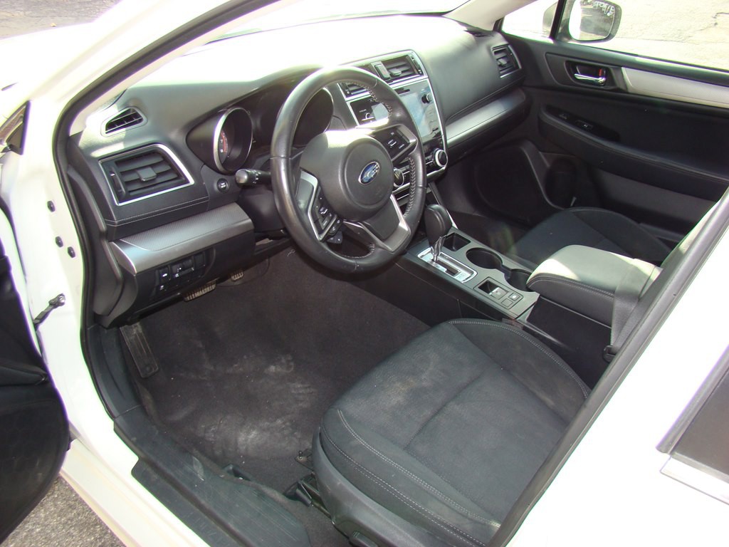 2018 Subaru Legacy Image 7