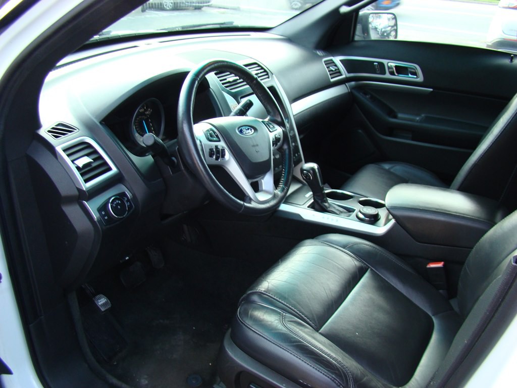 2014 Ford Explorer Image 7