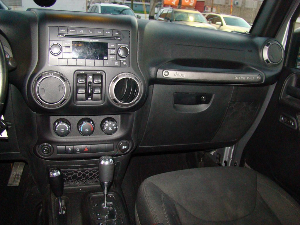 2016 Jeep Wrangler Unlimited Image 10