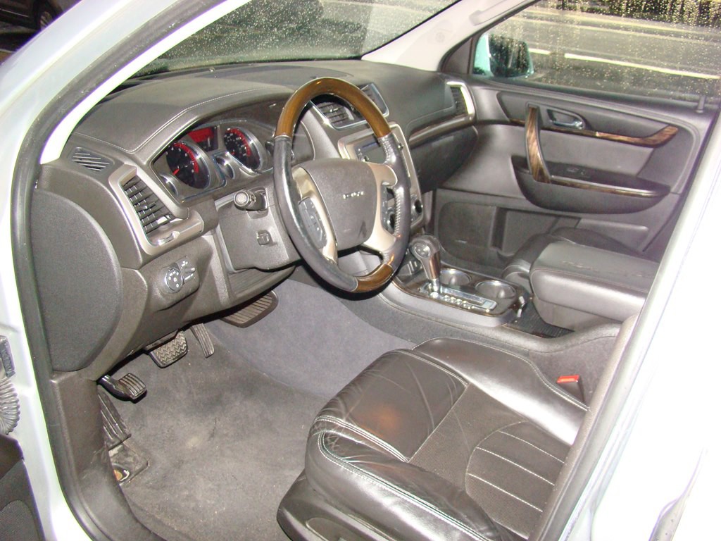 2015 GMC Acadia Image 7