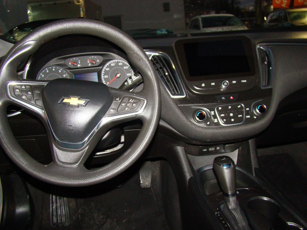 2020 Chevrolet Malibu Image 11