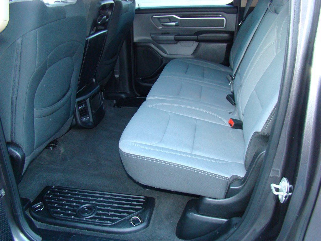 2020 RAM 1500 Image 9