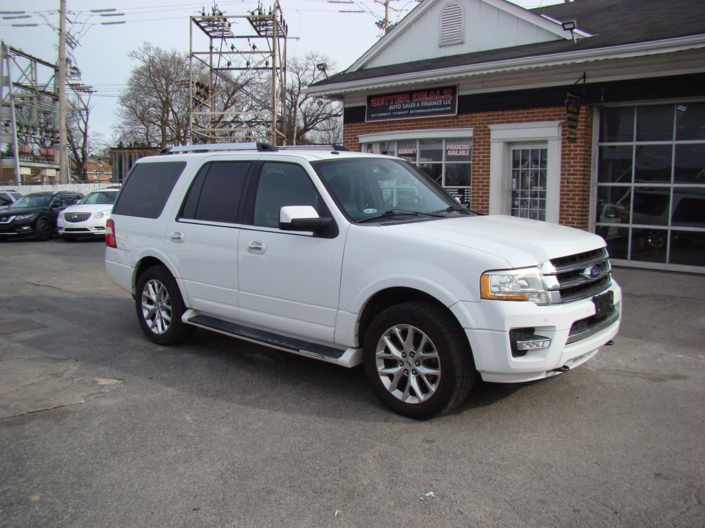 2017 Ford Expedition Image 2