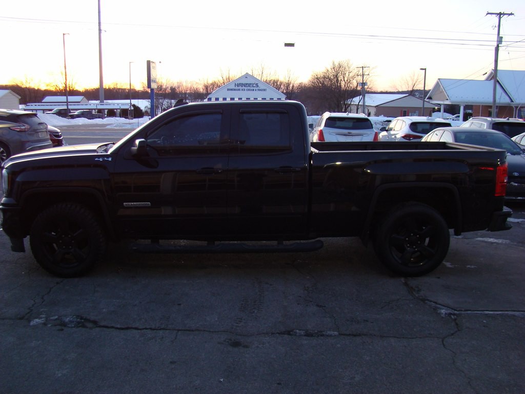 2018 GMC Sierra Image 4