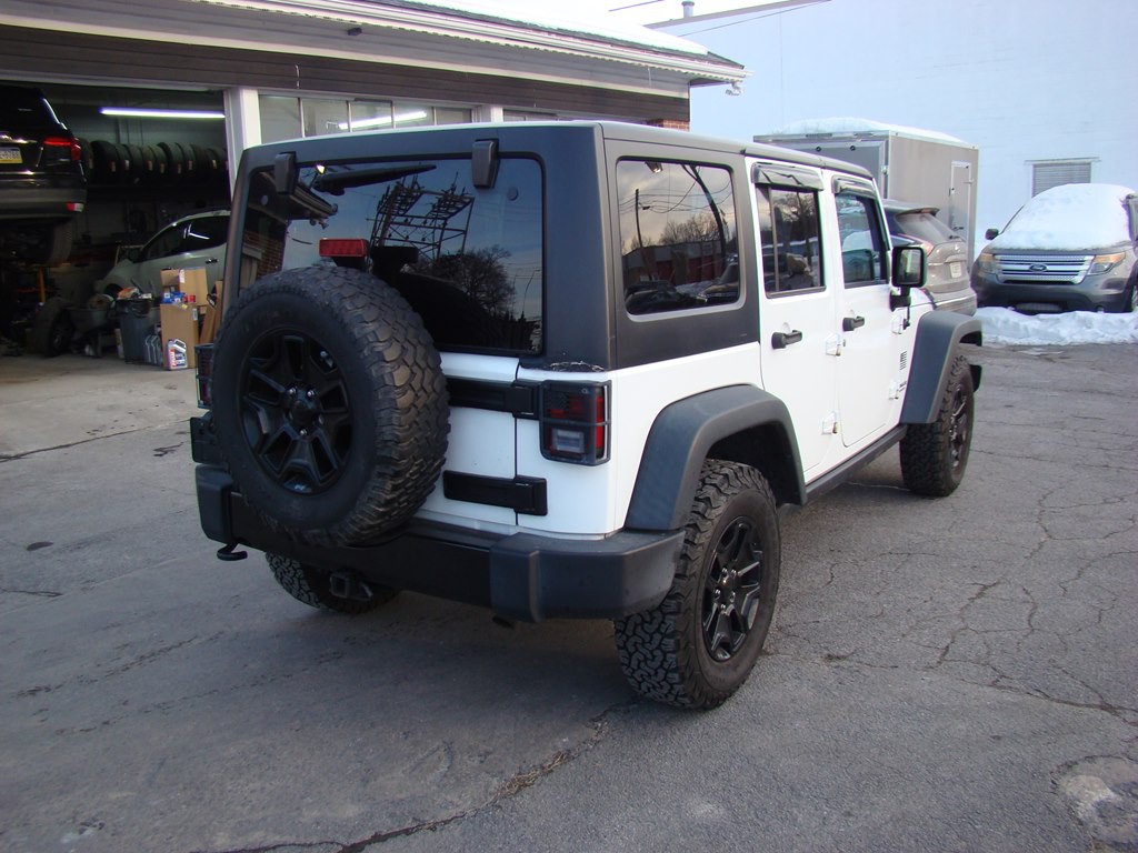 2016 Jeep Wrangler Unlimited Image 3