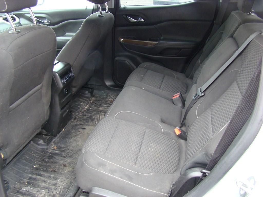 2018 GMC Acadia Image 9