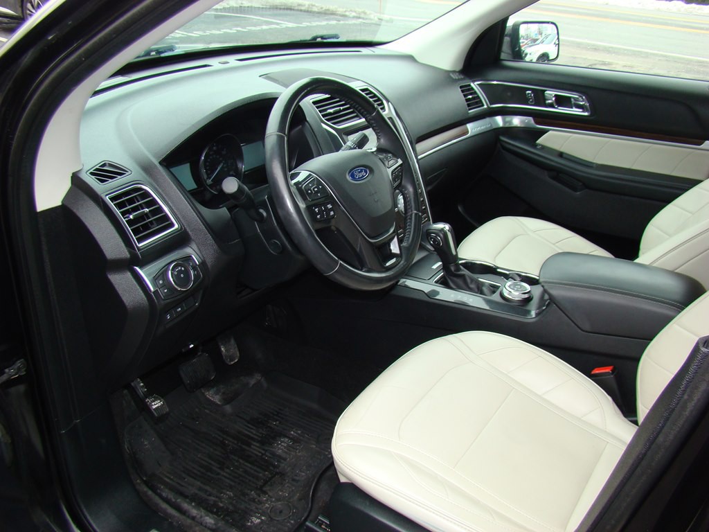 2019 Ford Explorer Image 7